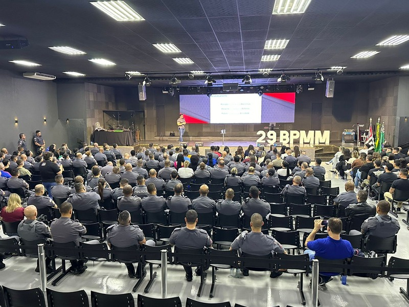 Evento coordenado por Silvio Oliveira na Polícia Militar